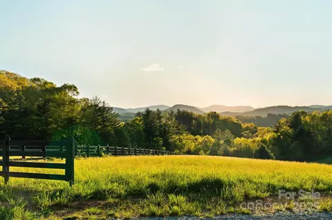 Sunrise Way, West Jefferson, NC 29694 photo 9