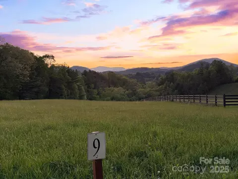 Sunrise Way, West Jefferson, NC 29694 photo 2