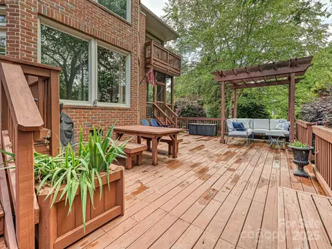 Exterior - 18419 Dembridge Dr, Davidson, NC 28036 photo 5 of 10