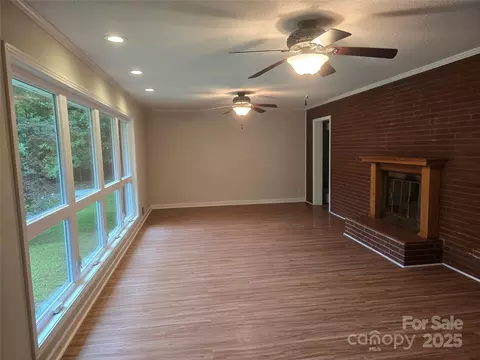 Living - 520 Crestview Dr, Albemarle, NC 28001 photo 1 of 5