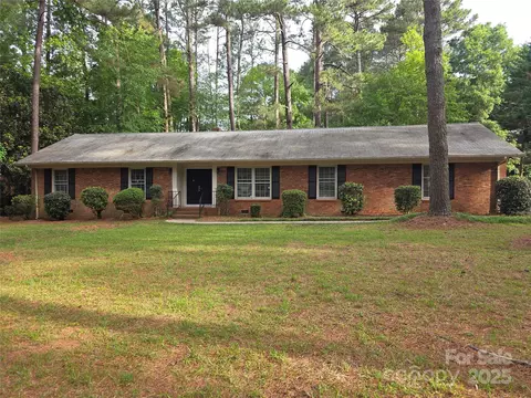 3316 Mckee Rd, Charlotte, NC 28270