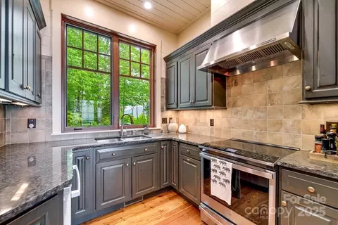 85 Back Bone Way, Sylva, NC 28779 photo 16