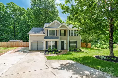 7206 Stoney Place Ct, Charlotte, NC 28262