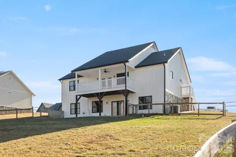 78 Grace Estates Dr, Marion, NC 28752