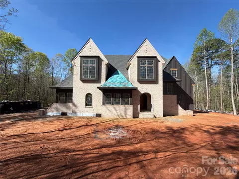 1063 Ventosa Dr, Denver, NC 28037