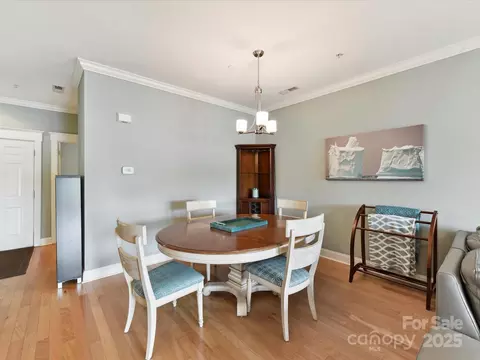Dining - 930 Jetton St, Davidson, NC 28036 photo 2 of 2