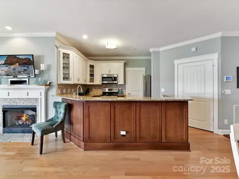 Kitchen - 930 Jetton St, Davidson, NC 28036 photo 1 of 4