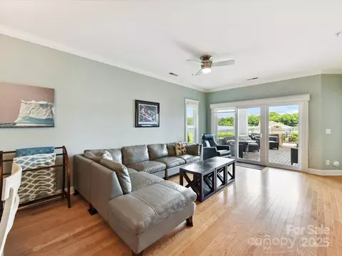 Living - 930 Jetton St, Davidson, NC 28036 photo 2 of 3