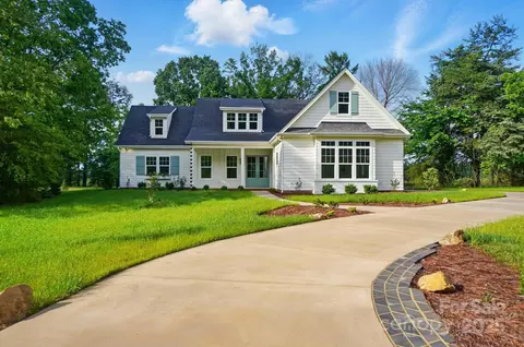 9311 Simpson Rd, Waxhaw, NC 28173