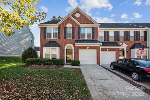 165 N Arcadian Way, Mooresville, NC 28117