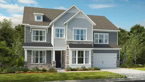 162 Nicholson Ln, Mooresville, NC 28115