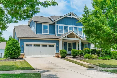 12107 Grey Partridge Dr, Charlotte, NC 28278