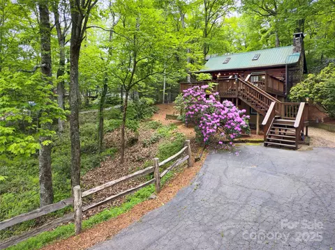 615 Sweetwater Rdg, Burnsville, NC 28714