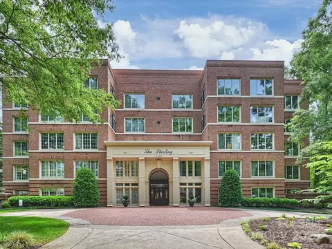 2445 Selwyn 104 Ave #104, Charlotte, NC 28209