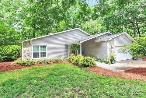 3708 Sweetgrass Ln, Charlotte, NC 28226