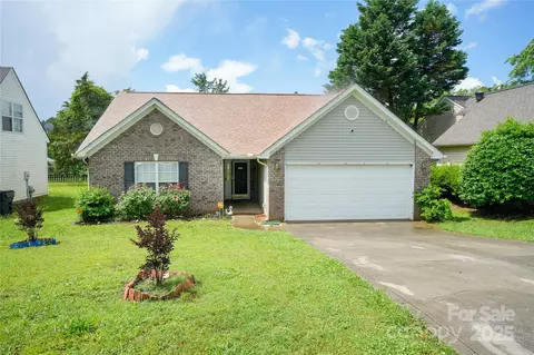 4037 Lakota Ct, Charlotte, NC 28269