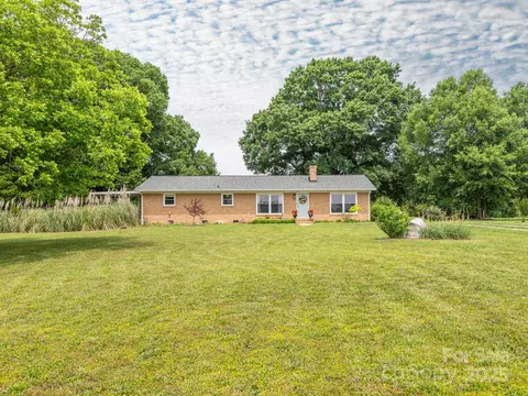 1325 Marshville Olive Branch Rd, Marshville, NC 28103