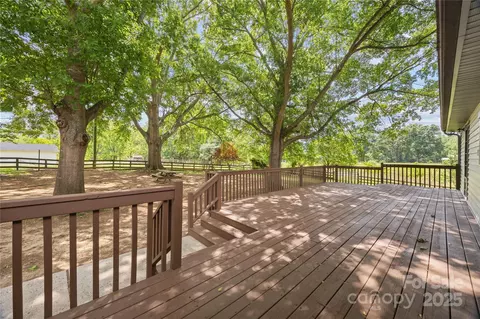 Exterior - 5200 Winding Ln, Indian Trail, NC 28079 photo 4 of 4