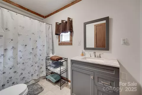 Bath - 3988 Old Hickory Rd, Lancaster, SC 29720 photo 2 of 2
