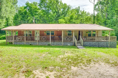 3988 Old Hickory Rd, Lancaster, SC 29720