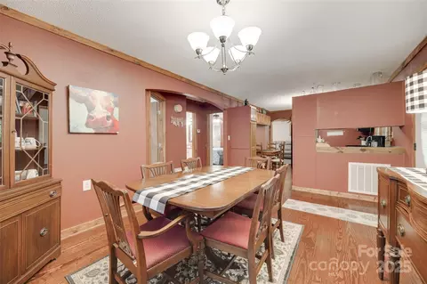 Dining - 3988 Old Hickory Rd, Lancaster, SC 29720 photo 1 of 4