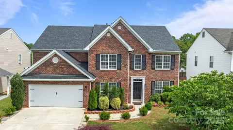 4658 Cedar Rock Dr, Charlotte, NC 28273