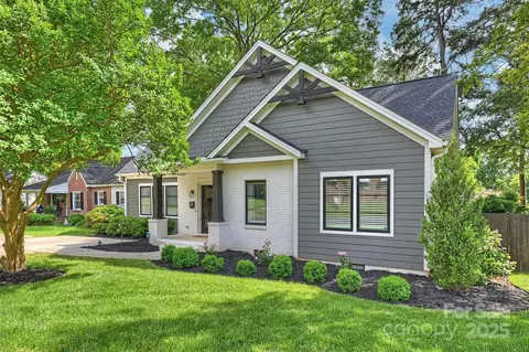 3163 Maury St, Charlotte, NC 28208