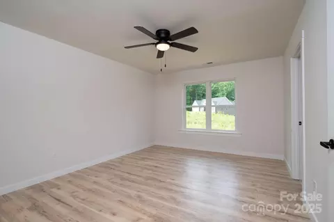 Bedroom - 207 9th Ne Ct NE, Conover, NC 28613 photo 1 of 4