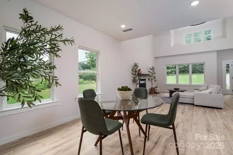 Living - 207 9th Ne Ct NE, Conover, NC 28613 photo 3 of 3