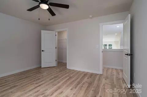 Bedroom - 207 9th Ne Ct NE, Conover, NC 28613 photo 3 of 4