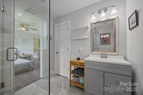 Bath - 5371 Davidson Rd, Davidson, NC 28036 photo 4 of 4
