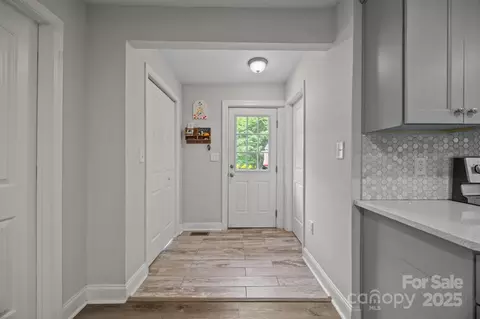 Entry Way - 5371 Davidson Rd, Davidson, NC 28036 photo 1 of 1