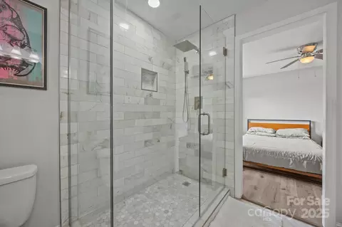 Bath - 5371 Davidson Rd, Davidson, NC 28036 photo 3 of 4