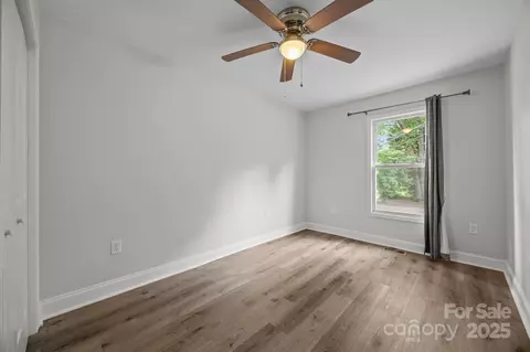 Bedroom - 5371 Davidson Rd, Davidson, NC 28036 photo 2 of 3