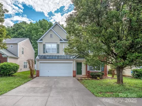 4208 Everest Dr, Gastonia, NC 28054