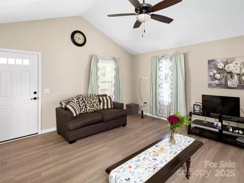 Living - 87 Markley Dr, Flat Rock, NC 28731 photo 4 of 5