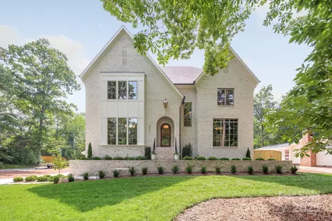 5601 Robinhood Rd, Charlotte, NC 28211