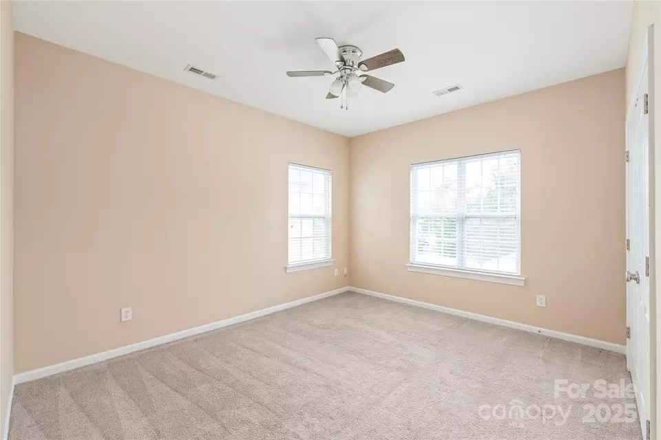 Bedroom - 14104 Kendrick Cross Rd, Charlotte, NC 28273 photo 5 of 8
