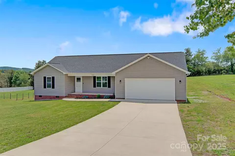 154 Stable Brook Ln, Taylorsville, NC 28681