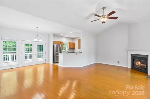 2016 Townview Dr, Kannapolis, NC 28081 photo 5