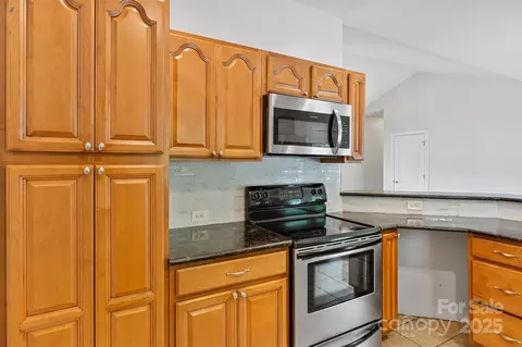 2016 Townview Dr, Kannapolis, NC 28081 photo 12