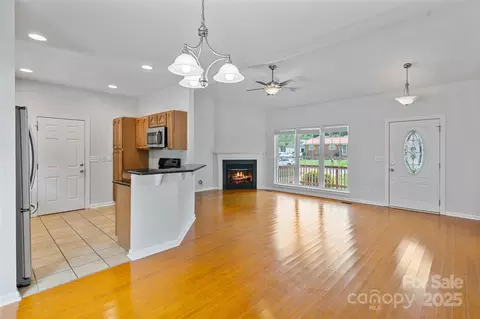 2016 Townview Dr, Kannapolis, NC 28081 photo 6