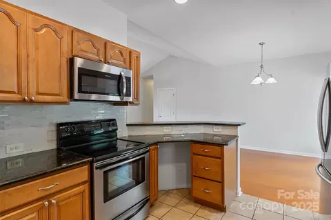 2016 Townview Dr, Kannapolis, NC 28081 photo 13