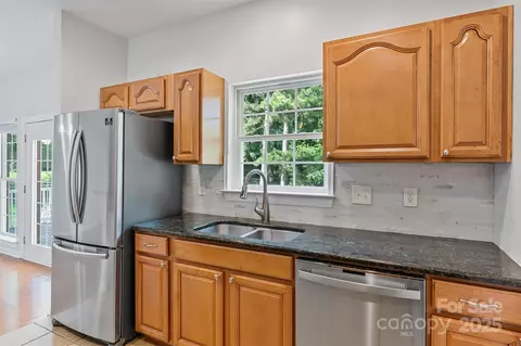 2016 Townview Dr, Kannapolis, NC 28081 photo 11