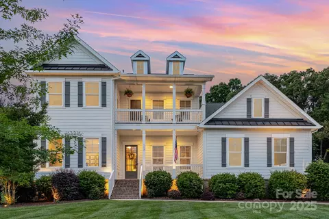 112 S Shore Dr, Belmont, NC 28012