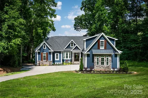 434 Breezewood Dr, Belmont, NC 28012