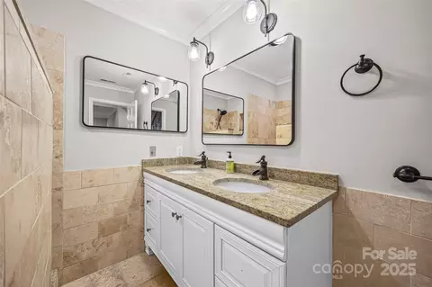 1091 Palmyra Dr, Tega Cay, SC 29708 photo 30