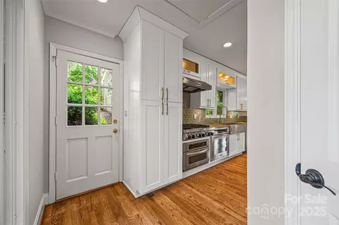 1091 Palmyra Dr, Tega Cay, SC 29708 photo 14