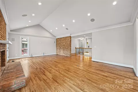 1091 Palmyra Dr, Tega Cay, SC 29708 photo 7