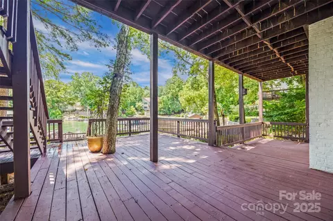 1091 Palmyra Dr, Tega Cay, SC 29708 photo 31